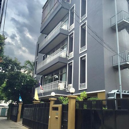 Samsen Suites/ 2 Bedroom Suites For Less Bangkok Exterior photo